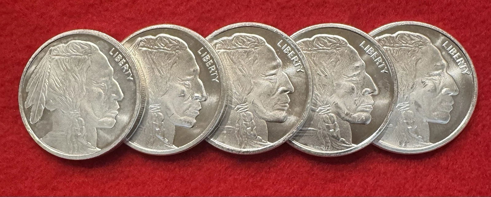 Lot of 5 1 Oz Silver Buffalo Round .9999 Fine silver lot of 5: Composition: Silver,Shape: Round,Fineness: 0.9999,Precious Metal Content per Unit: 1 oz