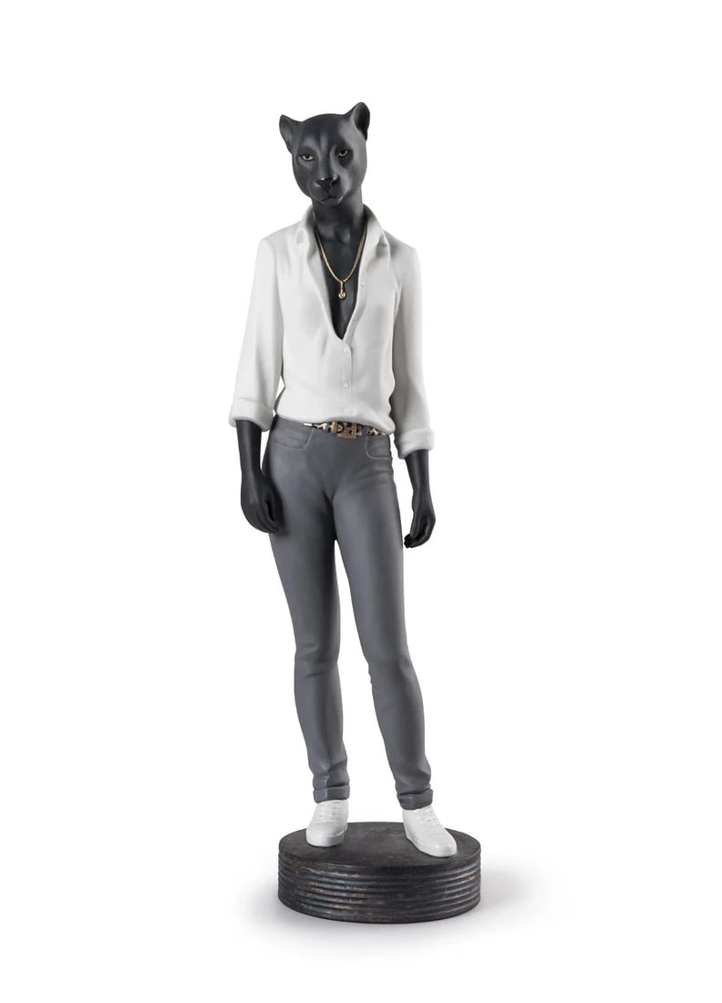 Lladrò Panther Woman Limited Ref. 01009428 - Official: Lladrò Panther Woman Limited Ref. 01009428 - OfficialMaterial: Porcelain Lladrò Panther - Dimensions: Height: 42 cm x Width x 10 - Lenght x 11