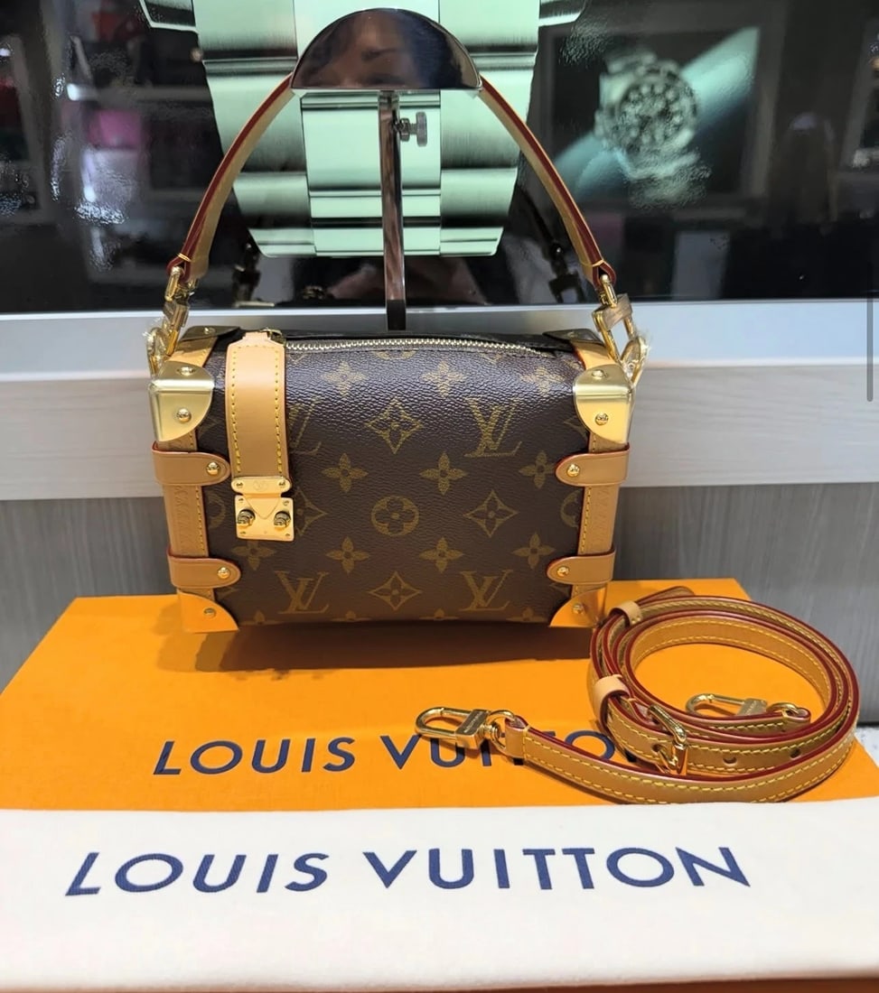 Louis Vuitton Side Trunk PM Monogram Canvas (M46815): Condition: New with tags: This item is brand new and has never been used. It still has the original tags and/or original packaging. ,Model: Louis PM,Bag Width: (See Listing),Pattern: Monogram,Shape: S