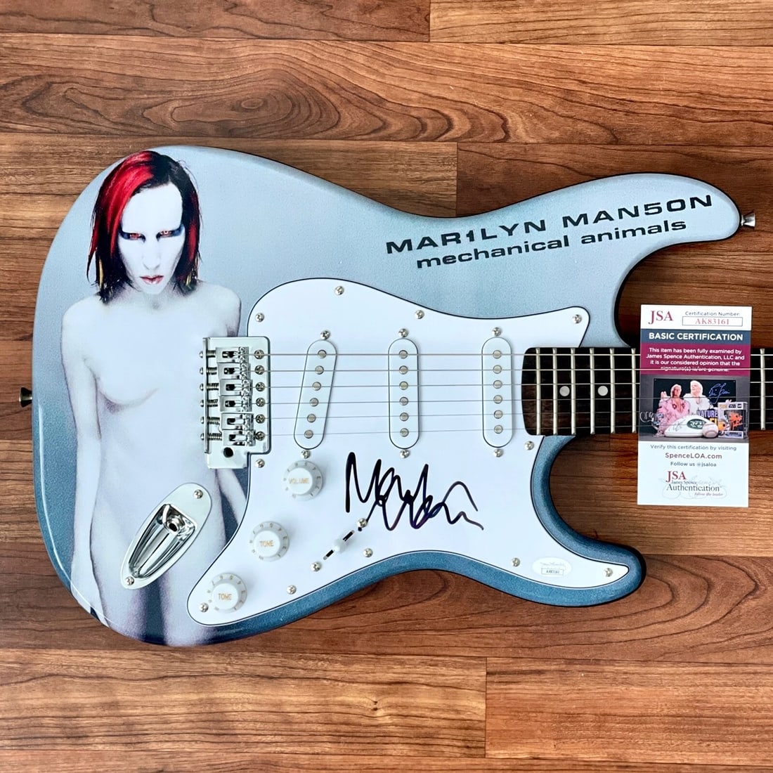 MARILYN MANSON Signed Custom Guitar (JSA COA): Industry: Music,Signed: Yes,Autograph Authentication: James Spence (JSA),Object Type: Guitar & Guitar Pick,Original/Reproduction: Original