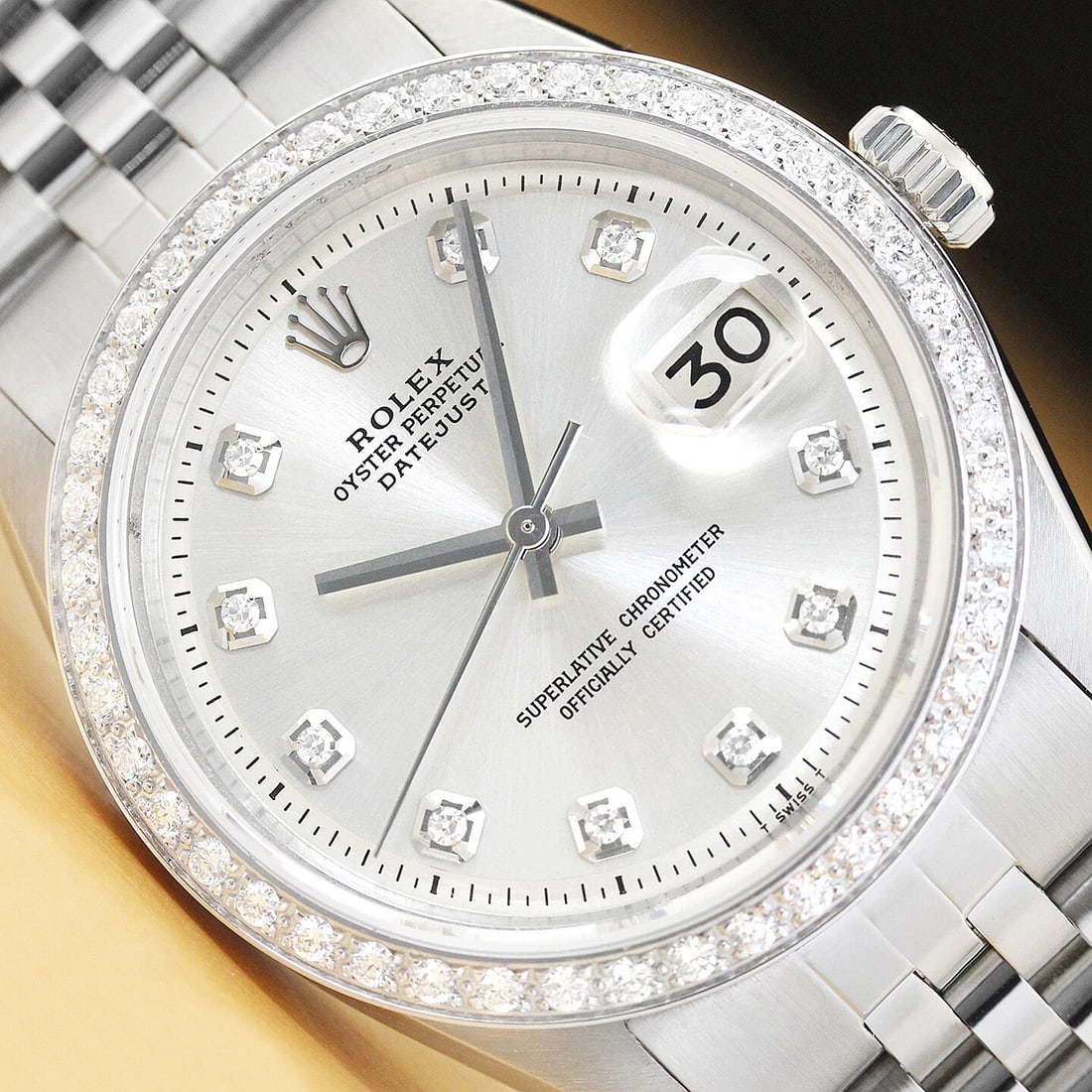 MENS ROLEX DATEJUST SILVER DIAL 18K WHITE GOLD DIAMOND BEZEL & STEEL WATCH: Condition: Pre-owned - Good,Bezel Color: Silver,Max Wrist Size: 7.26-7.5 in,Number of Jewels: 26 Jewels,Indices: Diamond Hour Marks, 12-Hour Dial, Multiple Hands,Bezel: Custom 18K White Gold Diamond B