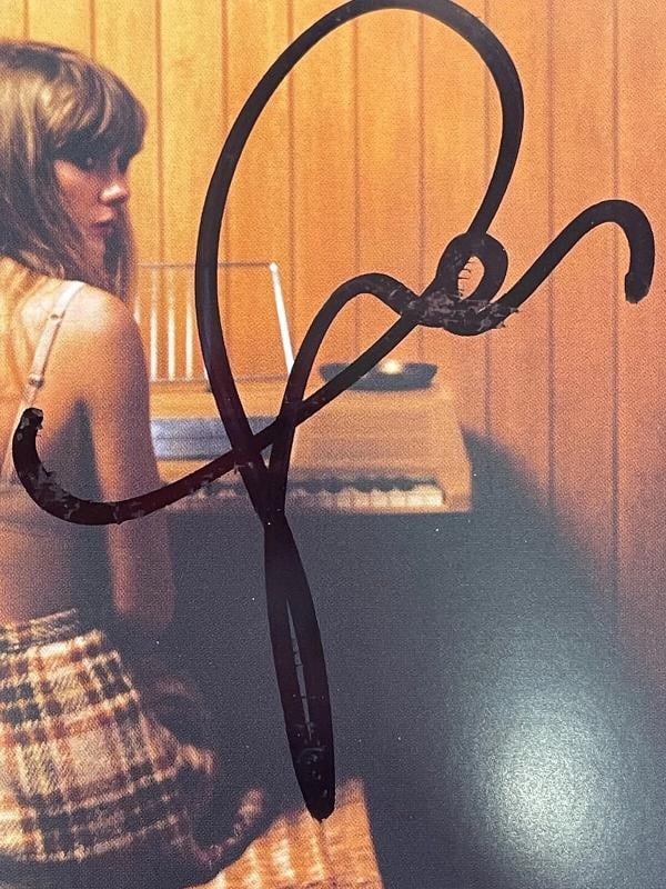 TAYLOR SWIFT Signed Autograph CD Insert "Midnights" Jade CD JSA - 3