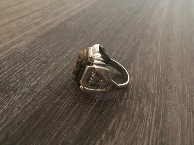 VINTAGE ART DECO STERLING SILVER TIGERS EYE INTAGLIO SOLDIER MENS RING SZ.8.5 - 4