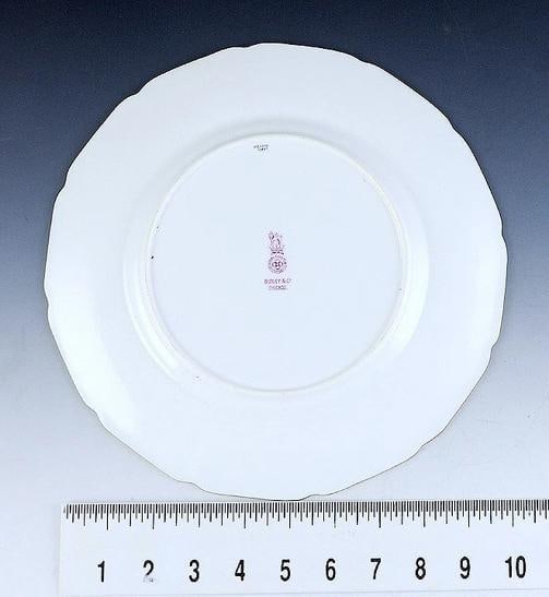 12 c1920 English Porcelain Royal Doulton Gilt Dinner Plates - 5