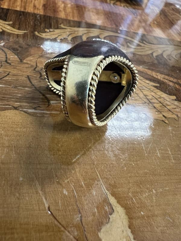 VINTAGE 18k Yellow Gold, Wood, Diamond & Ruby Cocktail Ring Vintage 1970s - 2
