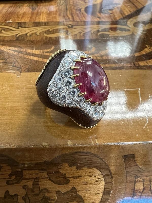 VINTAGE 18k Yellow Gold, Wood, Diamond & Ruby Cocktail Ring Vintage 1970s - 9