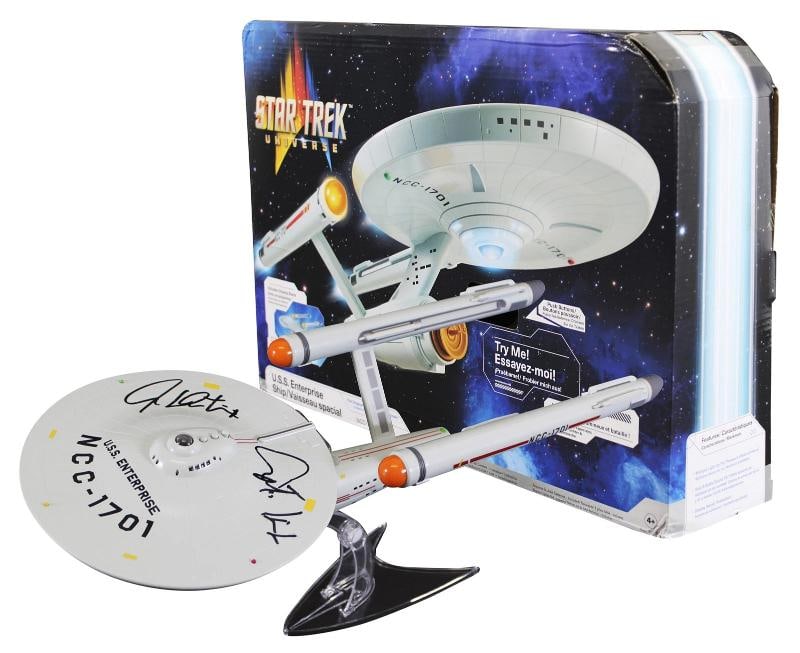 William Shatner Star Trek "Captain Kirk" Signed USS Enterprise NCC-1701 BAS Wit (1 of 4)