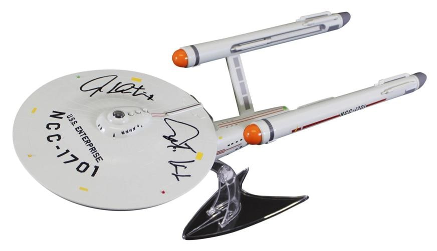 William Shatner Star Trek "Captain Kirk" Signed USS Enterprise NCC-1701 BAS Wit - 2