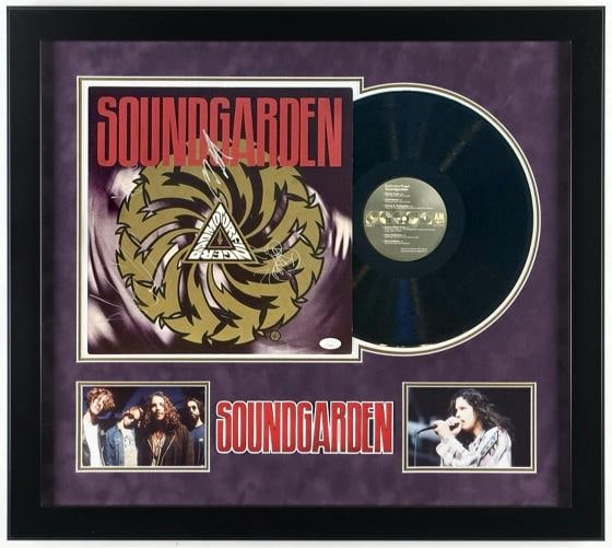 SOUNDGARDEN Signed Vinyl Record Display JSA COA BADMOTORFINGER CORNELL THAYIL +2 (1 of 3)
