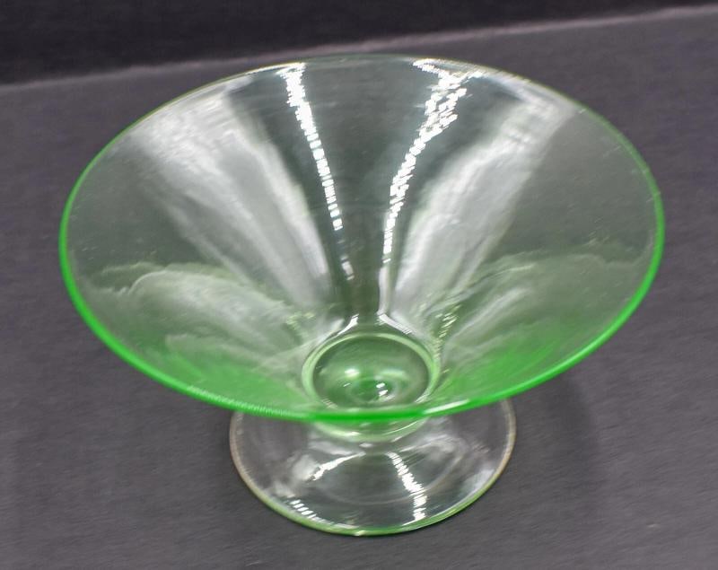Set of 6 Art Glass Steuben Pomona Green & Clear Footed V Shaped - Deco - 5