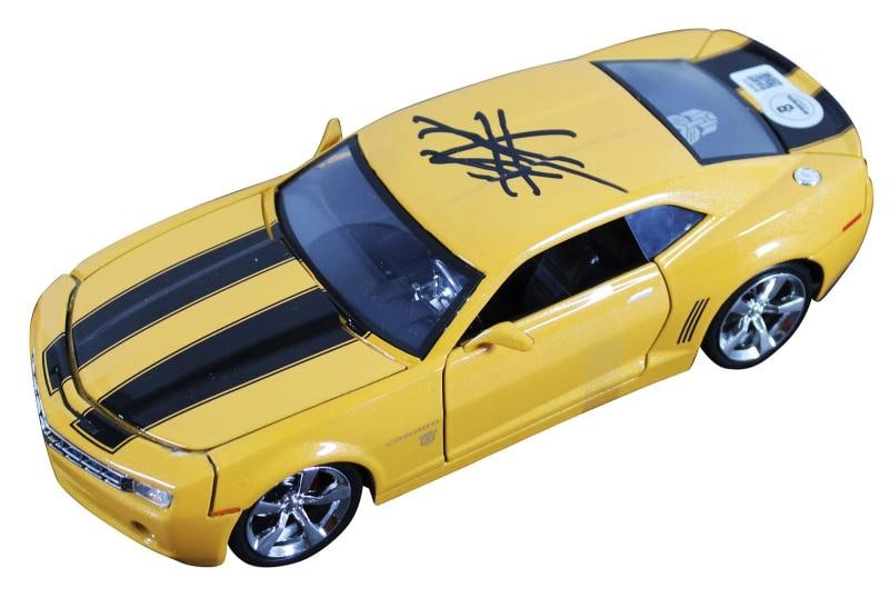 Shia LaBeouf Transformers Signed 2006 Chevrolet Camaro 1:24 Die Cast Car BAS - 2