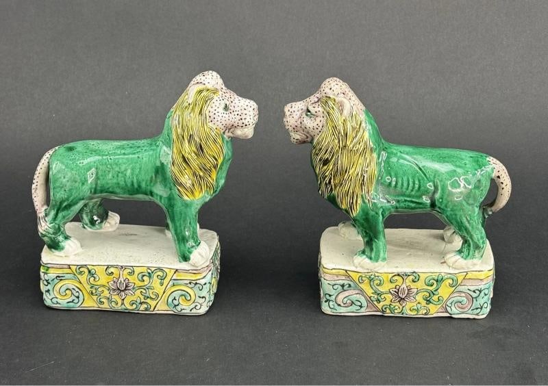 Lovely Pair Chinese Qing Sancai 3 Color Green Glaze Lion Statue Figurines - 4