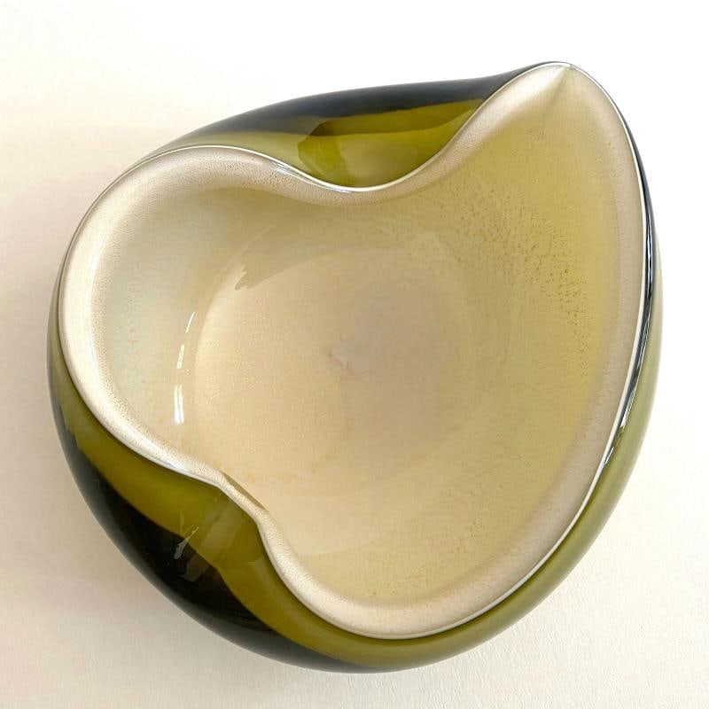 MODERNIST BARBINI MURANO ART GLASS OLIVE GREEN GOLD LEAF SOMMERSO HEART BOWL - 10