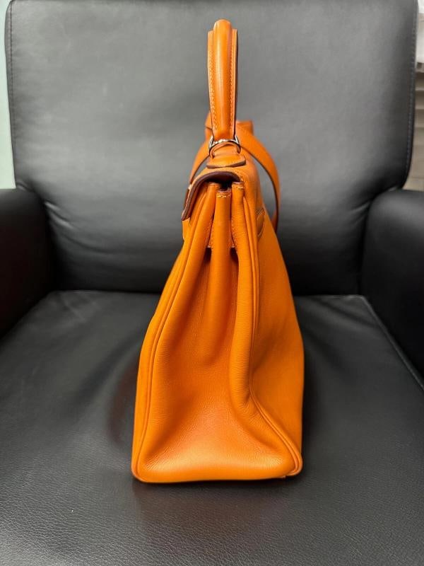HERMES Kelly Retourne 32 cmm Circa 2005 Orange Veau Swift Palladium Hardware - 12