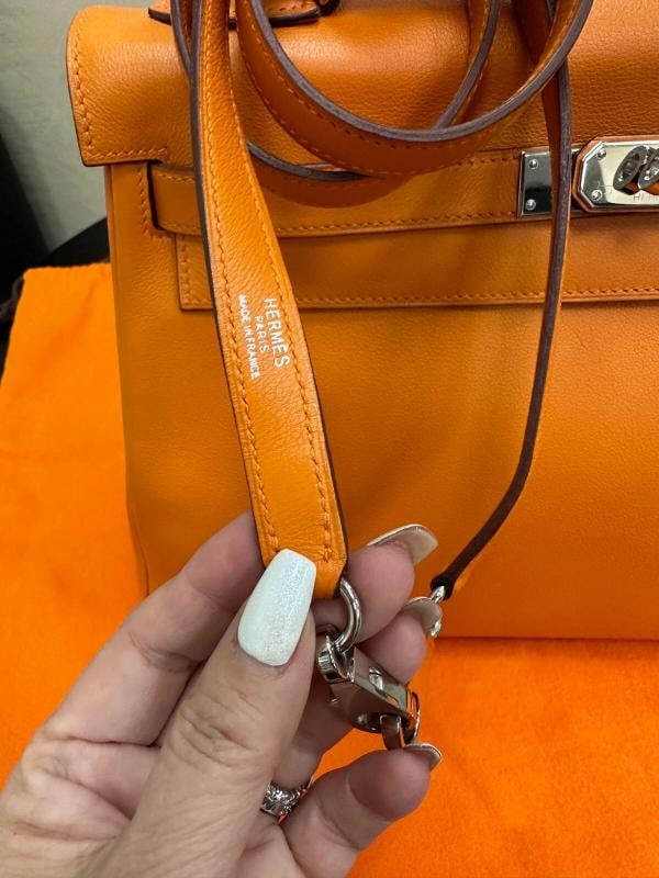 HERMES Kelly Retourne 32 cmm Circa 2005 Orange Veau Swift Palladium Hardware - 19