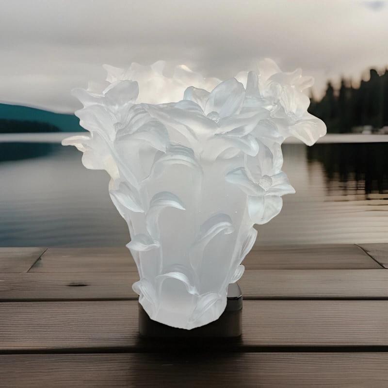 Nancy Daum Style Iris Vase Heavy Clear Crystal Xl Vase H8" Unique Maker Unknown - 4