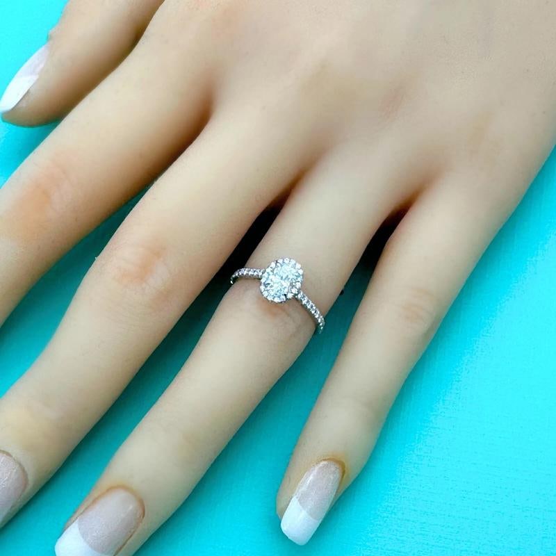Tiffany & Co. Soleste Oval Diamond 0.60 ct E VS2 Halo Engagement Ring Platinum - 9