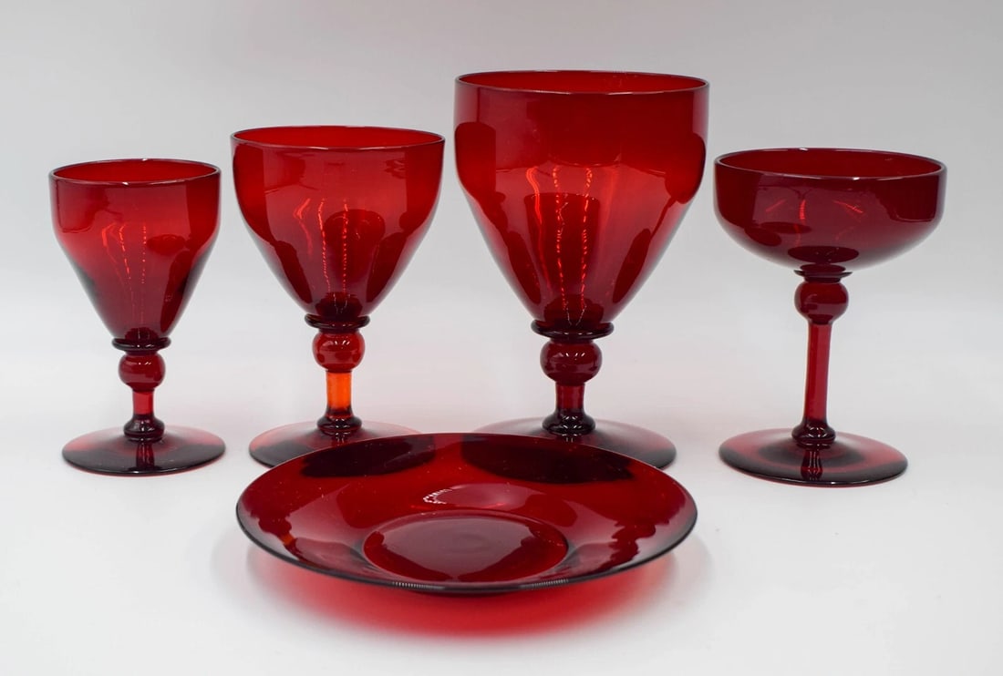 Steuben Selenium Red 5 Piece Place Setting - Signed: Steuben Selenium Red 5 Piece Place Setting - SignedVery good condition. Measurements: Water 6" high. Wine 5" high. Champagne 4 3/4" high. Small Glass 4 1/2" high. Plate 6" diameter