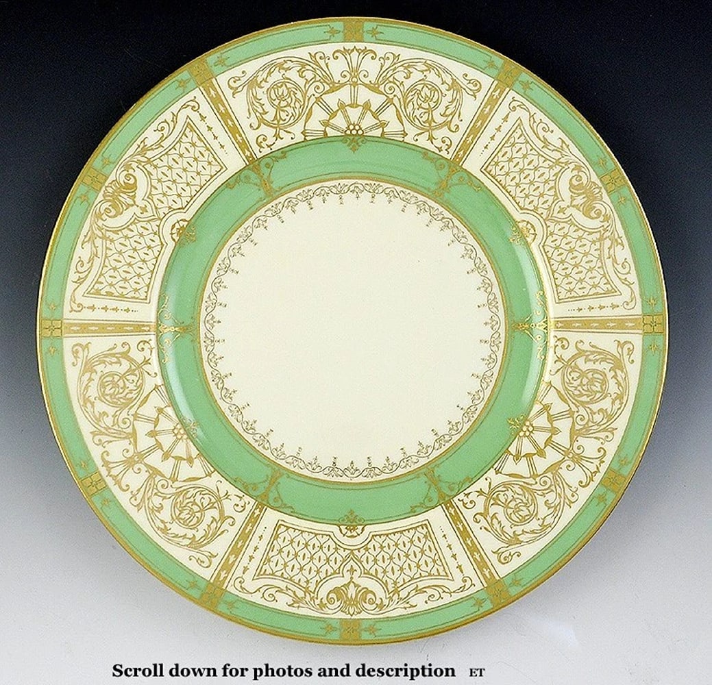 Fantastic Set 11 Cream Green and Gilded 1929 Royal Worcester Dinner Plates: Brand: Royal Worcester,Material: Porcelain,Type: Dinner Plate