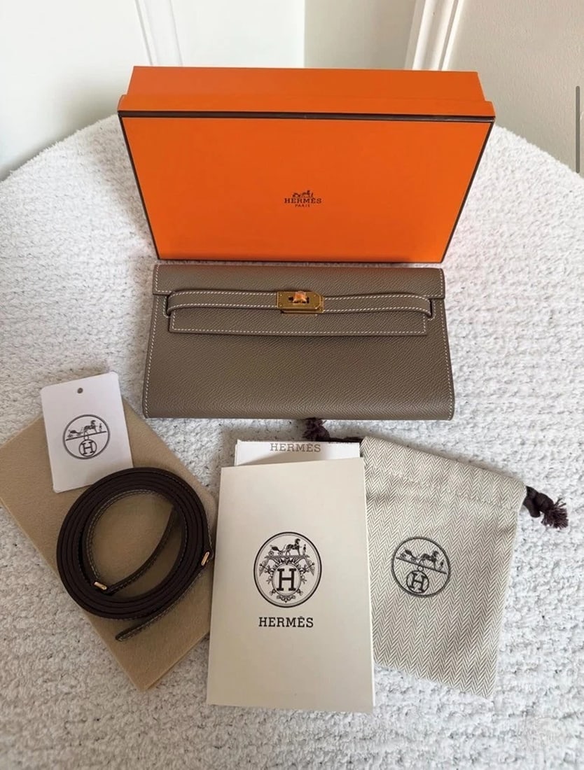 Unworn Hermes Kelly Classique To Go Wallet Etoupe Epsom Leather GHW (2023) (1 of 13)