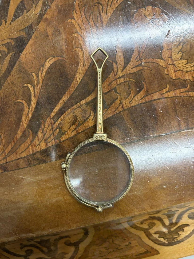TIFFANY & CO. Antique 1900s 14k Yellow Gold Lorgnette Pendant Glasses: Condition: Pre-owned - Good: This item has been gently used but is in good condition. It might have a few signs of wear, like light scratches or tarnishing. All imperfections should be shown and descr