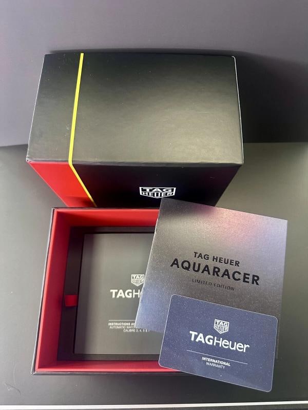 TAG HEUER Aquaracer Professional 300 WBP208C - 14