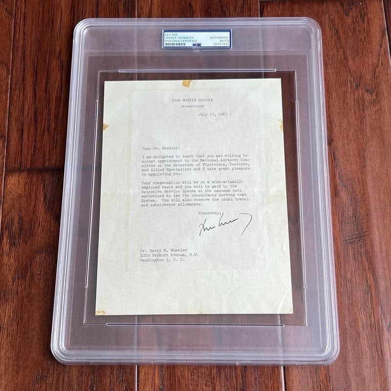 JOHN F. KENNEDY (JFK) Signed Typed Letter Dated 7/17/1961 (PSA) - 2