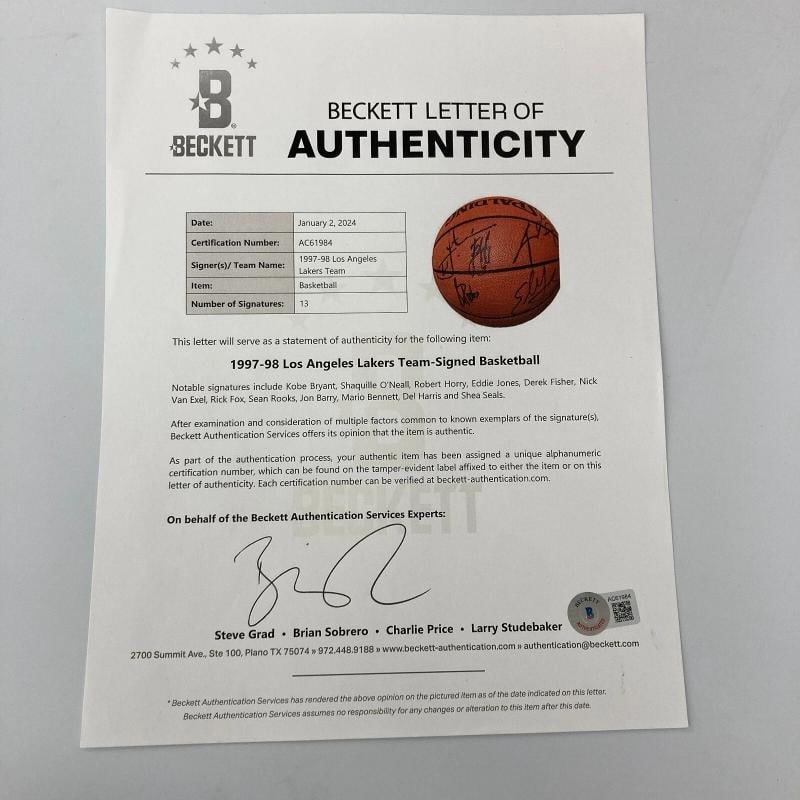 1997-98 Los Angeles Lakers Team Signed Basketball w/13 Signatures Including Kobe Bryant & Shaquille - 10