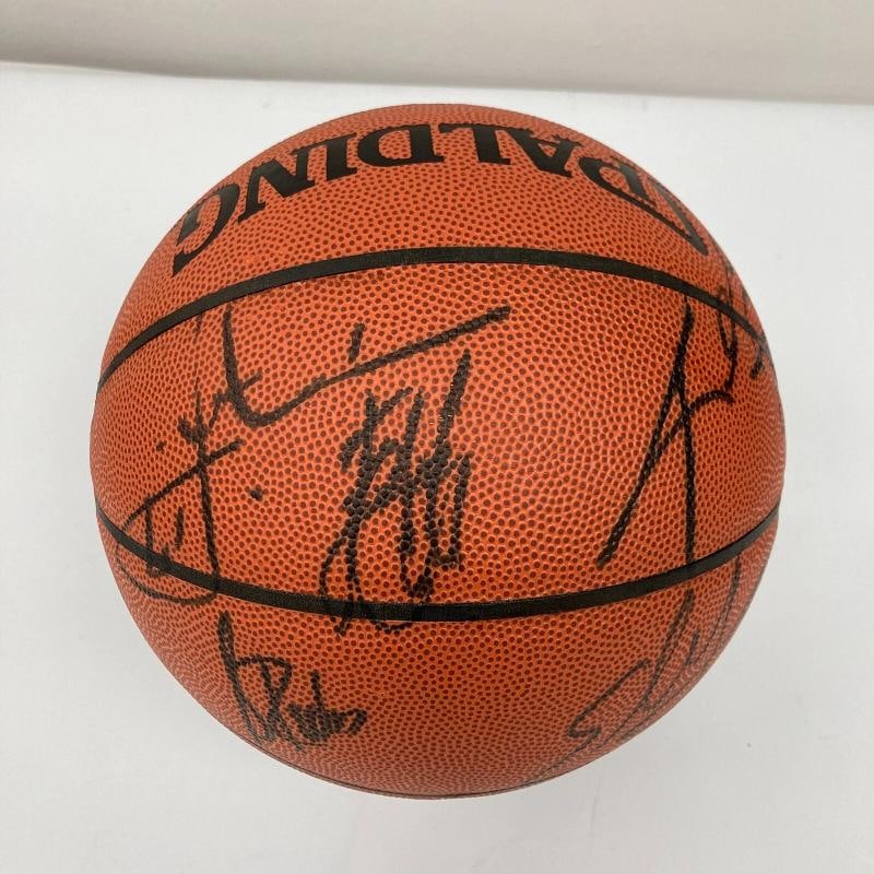 1997-98 Los Angeles Lakers Team Signed Basketball w/13 Signatures Including Kobe Bryant & Shaquille - 3