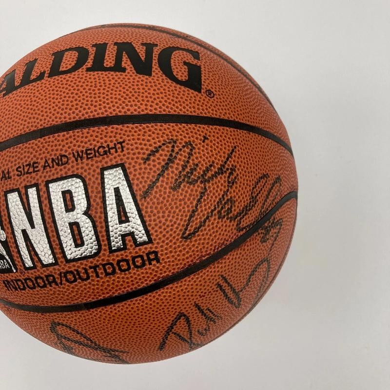 1997-98 Los Angeles Lakers Team Signed Basketball w/13 Signatures Including Kobe Bryant & Shaquille - 7