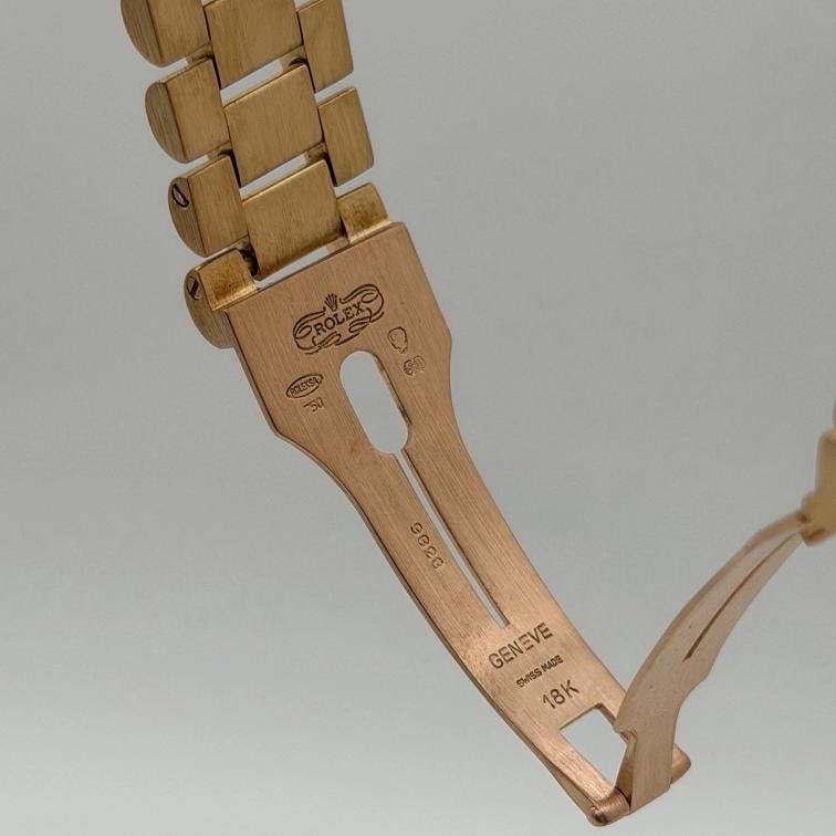 Rolex Day Date President 18348 36mm Blue Mother of Pearl Diamond Dial 18k Gold - 11