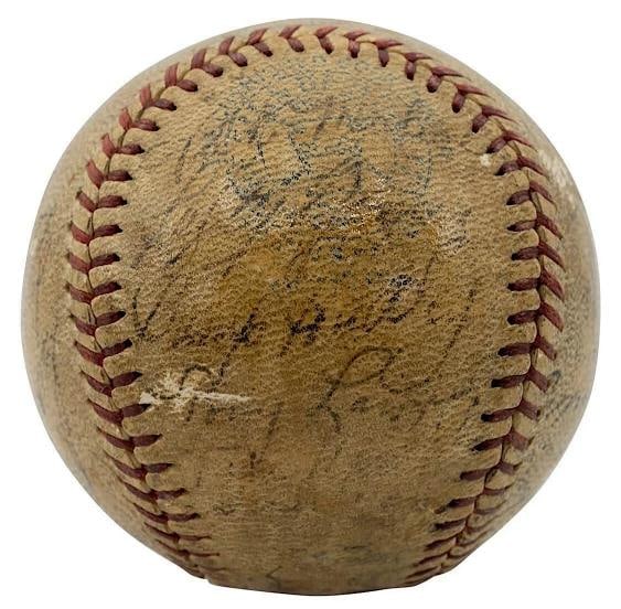 Lou Gehrig 1937 New York Yankees World Series Champs Team Signed Baseball JSA - 3
