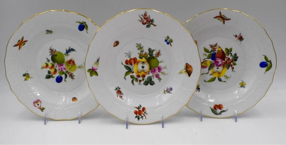 12 Herend Hand Painted Fruits & Flower Dessert/Salad Plates - Mint Condition - 2
