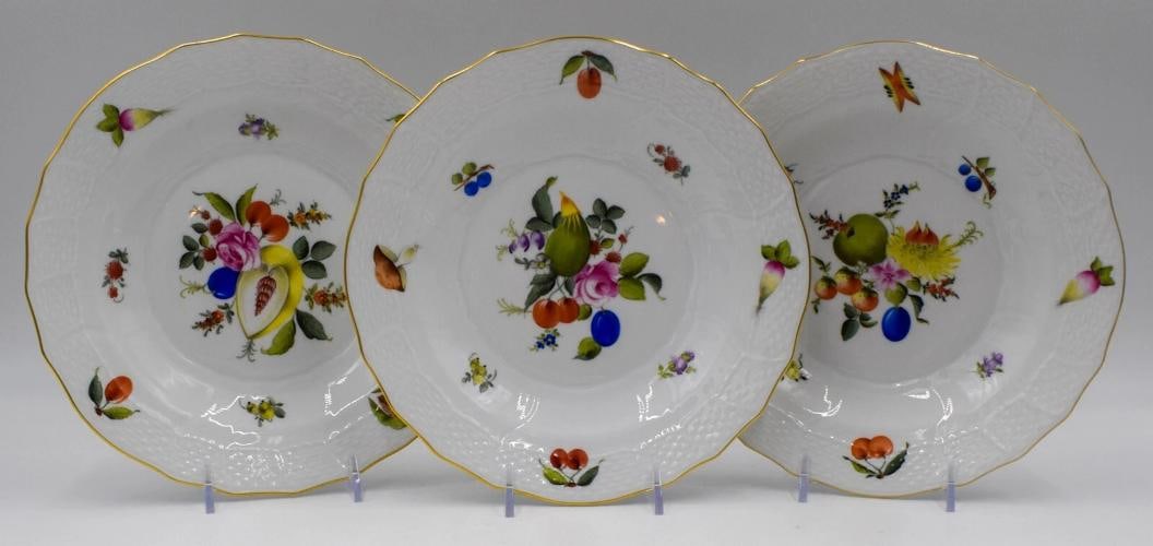 12 Herend Hand Painted Fruits & Flower Dessert/Salad Plates - Mint Condition - 4