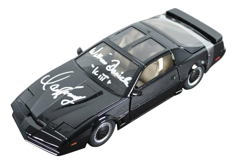 Hasselhoff & Daniels Knight Rider Signed 1:24 Die Cast Metal K.I.T.T. Car BAS - 2