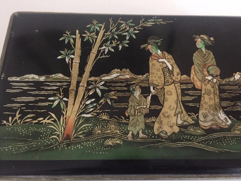 VINTAGE 1940'S COFFRET HOLLANDAIS LARGE BLACK METAL ASIAN STYLE BISCUIT TIN BOX - 6