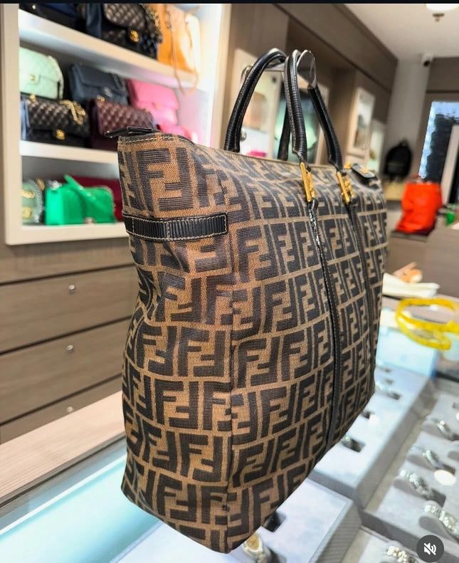 Fendi Vintage Large Tote Zucca Canvas Travel Size - 2