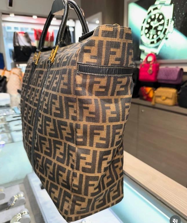 Fendi Vintage Large Tote Zucca Canvas Travel Size - 3