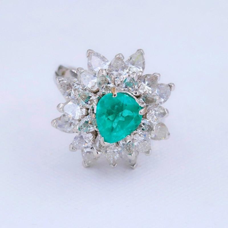 Natural Green Emerald and Diamond Platinum Ballerina Ring - 3
