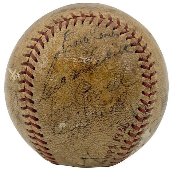 Lou Gehrig 1937 New York Yankees World Series Champs Team Signed Baseball JSA - 7