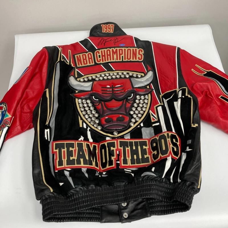 Michael Jordan Signed Jeff Hamilton Custom Leather Jacket UDA PSA DNA & Beckett: Sport: Basketball,Player: Michael Jordan,Signed: Yes,Autograph Authentication: Upper Deck,Original/Reprint: Original,Product: Jersey,Team: Chicago Bulls,Country of Origin: United States Low Estimate: