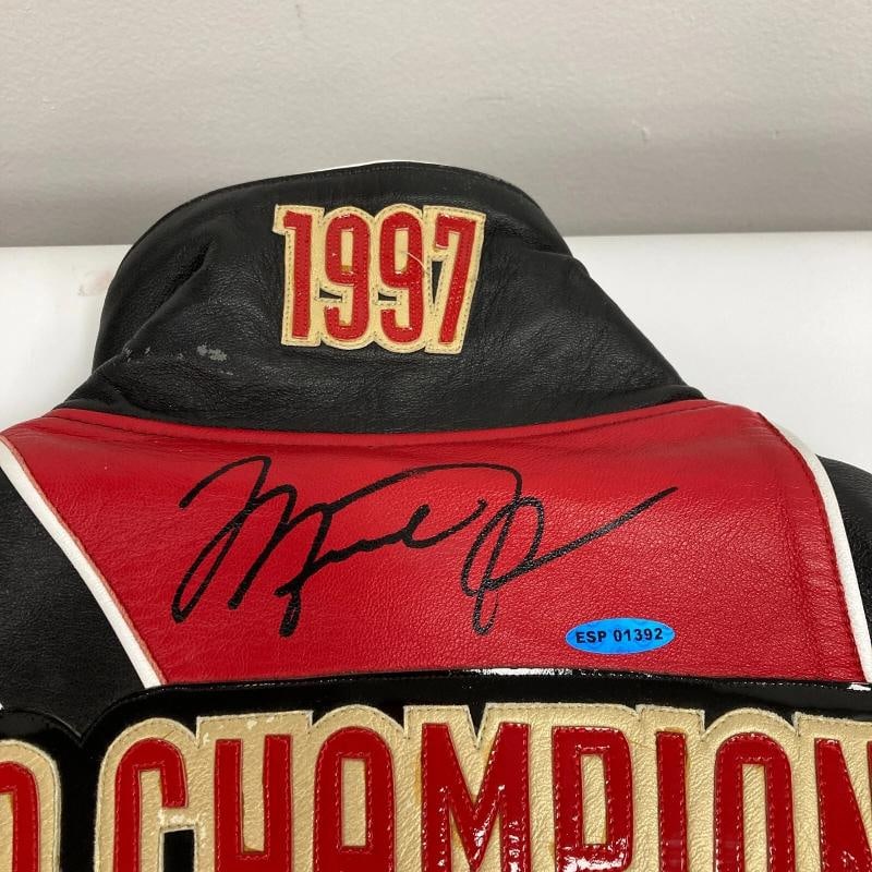 Michael Jordan Signed Jeff Hamilton Custom Leather Jacket UDA PSA DNA & Beckett - 3