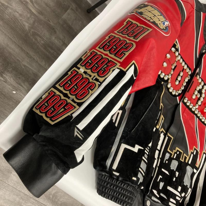 Michael Jordan Signed Jeff Hamilton Custom Leather Jacket UDA PSA DNA & Beckett - 6