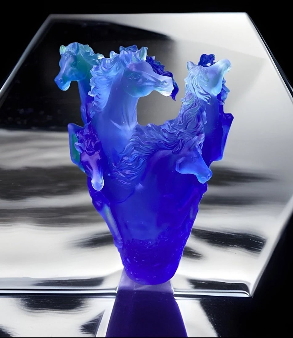 Nancy Daum Style Crystal Blue Horse Vase H9?? Heavy Art Glass Collector Vase (1 of 10)