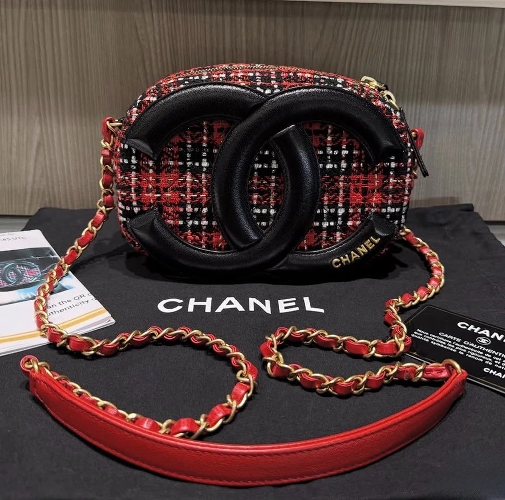 Chanel Oval Red Tweed Midnight Camera Bag Minaudière: Condition: Pre-owned - Excellent,Brand: CHANEL,Department: Women,Exterior Color: Red,Style: Crossbody,Exterior Material: Red tweed with leather trim,Country of Origin: Italy