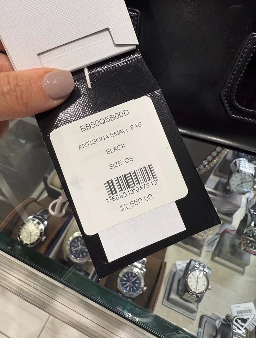 Givenchy Small Antigona Lock It Bag (2022) - 7