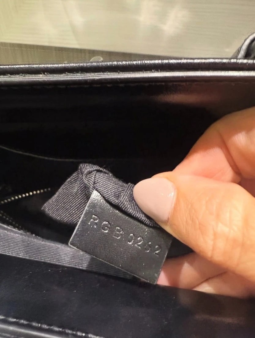 Givenchy Small Antigona Lock It Bag (2022) - 8