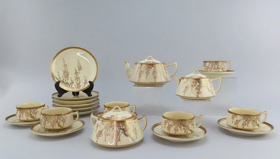 Lovely 21 Piece Japanese Satsuma Tea Set Service for 6 Cherry Blossoms (1 of 10)