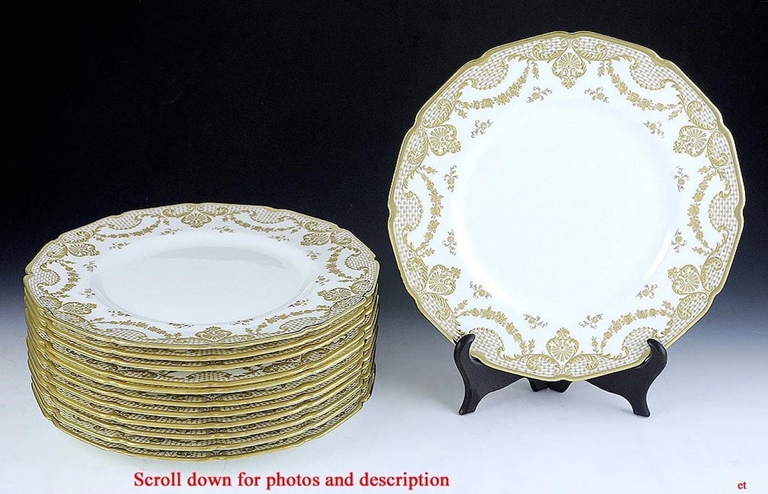 12 c1920 English Porcelain Royal Doulton Gilt Dinner Plates (1 of 5)