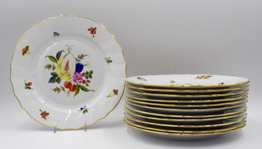 12 Herend Hand Painted Fruits & Flowers Dinner Plates - Mint Condition (1 of 7)
